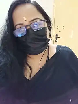 Snapshot of monisha_cam chatting on 06-12-26, 09:19 monisha cam online show from 06-12-26, 09:19