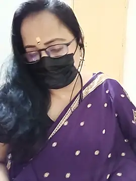 Snapshot of monisha_cam chatting on 07-08-26, 04:44 monisha cam online show from 07-08-26, 04:44