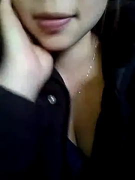 Snapshot of MieLy_zz chatting on 04-03-26, 03:37 MieLy zz online show from 04-03-26, 03:37