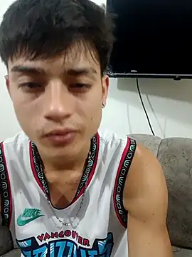 Thebestboyhot online show from 05-24-26, 03:44