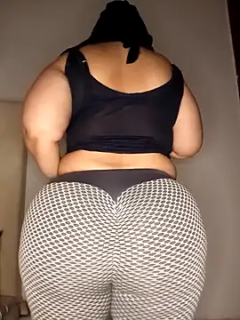 Sexy yassimna online show from 04-14-26, 03:40