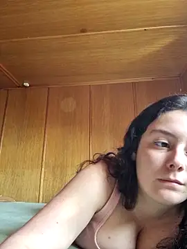 Snapshot of Young_Swiss_Lisa chatting on 04-05-26, 02:47 Young Swiss Lisa online show from 04-05-26, 02:47