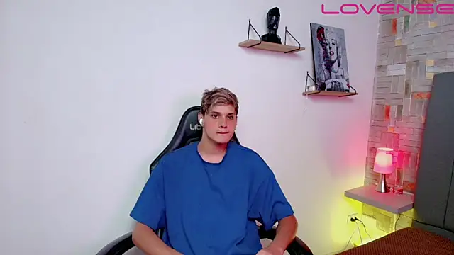 Snapshot of flaquito___ chatting on 04-05-26, 08:28 flaquito online show from 04-05-26, 08:28