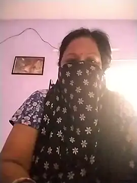 PINKI 024 online show from 07-13-26, 04:26