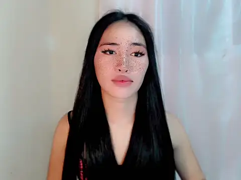 Snapshot of urasiankylie chatting on 04-24-26, 09:34 urasiankylie online show from 04-24-26, 09:34