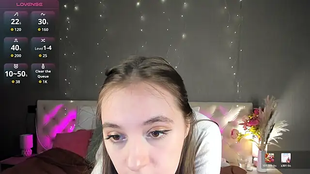 Snapshot of Amy-Desiree chatting on 04-11-26, 12:37 Amy-Desiree online show from 04-11-26, 12:37