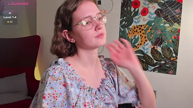 Mia Moone online show from 04-04-26, 02:47