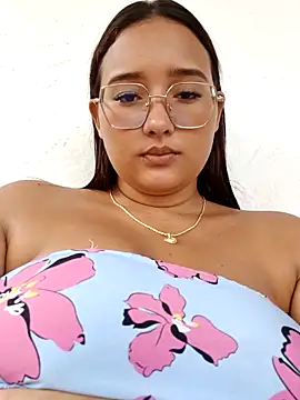 Snapshot of naughty_girl_hot_ chatting on 04-21-26, 02:45 naughty girl hot online show from 04-21-26, 02:45