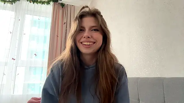 EvePerrigan online show from 04-06-26, 01:23