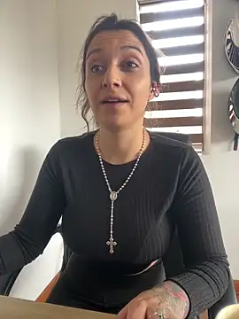 Isabella varella- online show from 05-11-26, 01:39
