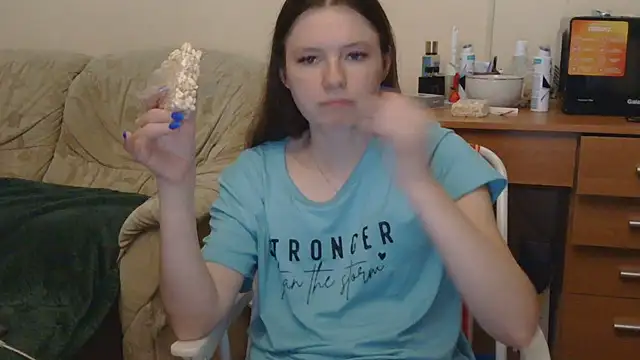 Snapshot of JessicaHolland1 chatting on 06-09-26, 06:30 JessicaHolland1 online show from 06-09-26, 06:30