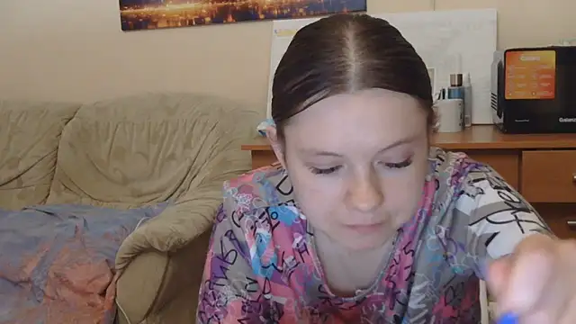 Snapshot of JessicaHolland1 chatting on 06-14-26, 05:37 JessicaHolland1 online show from 06-14-26, 05:37