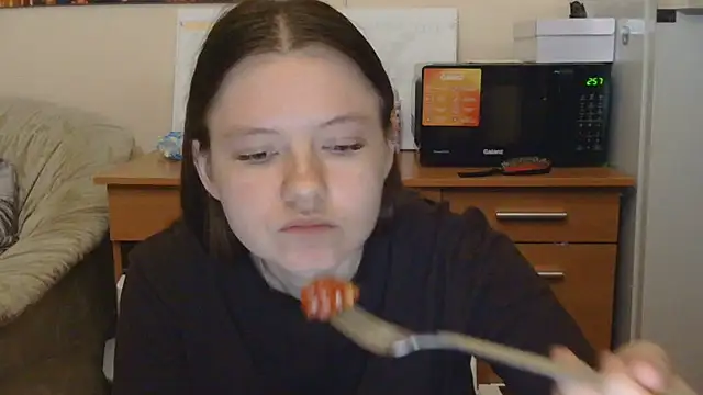 Snapshot of JessicaHolland1 chatting on 07-07-26, 06:23 JessicaHolland1 online show from 07-07-26, 06:23