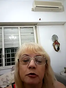 Snapshot of MatureElegantWidow chatting on 04-05-26, 01:58 MatureElegantWidow online show from 04-05-26, 01:58