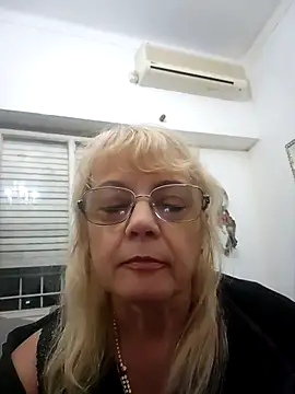 Snapshot of MatureElegantWidow chatting on 04-10-26, 10:14 MatureElegantWidow online show from 04-10-26, 10:14