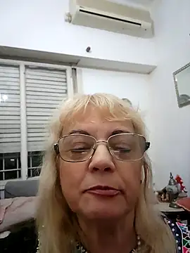 Snapshot of MatureElegantWidow chatting on 04-12-26, 11:54 MatureElegantWidow online show from 04-12-26, 11:54