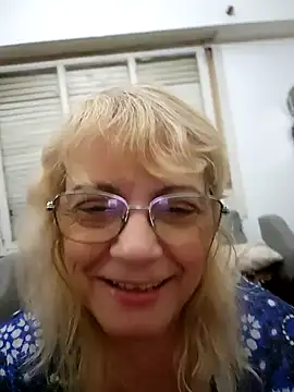 Snapshot of MatureElegantWidow chatting on 05-01-26, 02:05 MatureElegantWidow online show from 05-01-26, 02:05