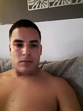 Snapshot of tomasF7 chatting on 04-03-26, 01:36 tomasF7 online show from 04-03-26, 01:36