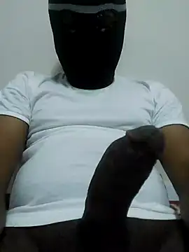 Snapshot of hamy_90 chatting on 04-12-26, 02:33 hamy 90 online show from 04-12-26, 02:33