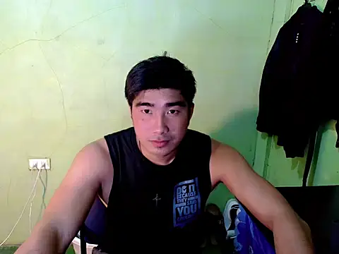 Snapshot of Hunkfireman chatting on 04-07-26, 12:33 Hunkfireman online show from 04-07-26, 12:33