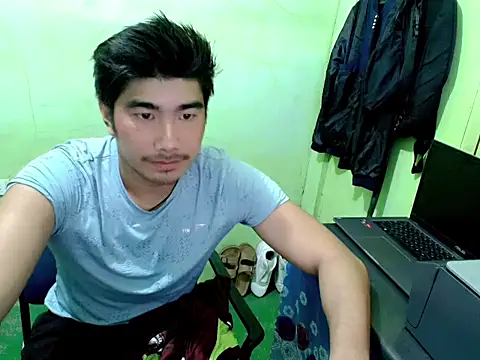 Snapshot of Hunkfireman chatting on 04-22-26, 12:57 Hunkfireman online show from 04-22-26, 12:57