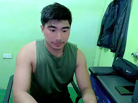 Snapshot of Hunkfireman chatting on 05-10-26, 12:49 Hunkfireman online show from 05-10-26, 12:49
