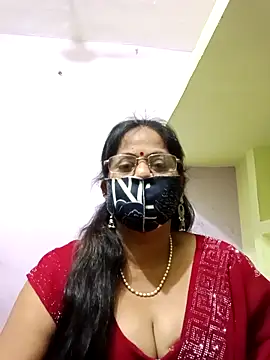 Snapshot of SEEMA_012 chatting on 05-04-26, 05:14 SEEMA 012 online show from 05-04-26, 05:14