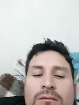 Snapshot of Joelcio19cm chatting on 04-20-26, 04:48 Joelcio19cm online show from 04-20-26, 04:48