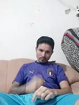 Snapshot of Joelcio19cm chatting on 04-26-26, 10:29 Joelcio19cm online show from 04-26-26, 10:29