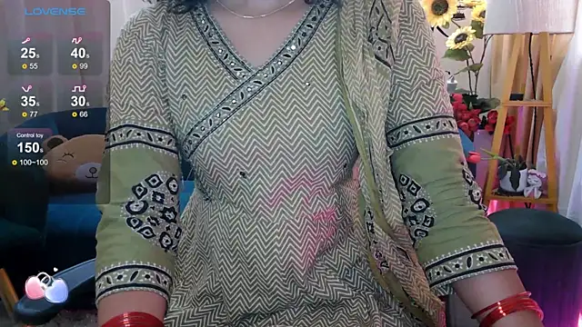 Snapshot of apsara_tanu chatting on 04-21-26, 04:41 apsara tanu online show from 04-21-26, 04:41