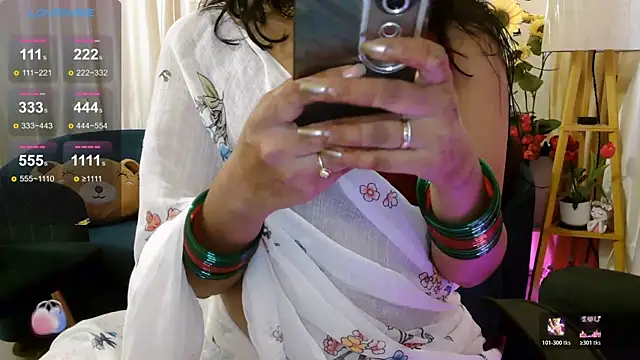 Snapshot of apsara_tanu chatting on 04-22-26, 10:17 apsara tanu online show from 04-22-26, 10:17