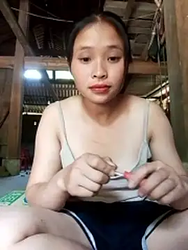 Snapshot of Liss-mimi chatting on 06-15-26, 04:04 Liss-mimi online show from 06-15-26, 04:04