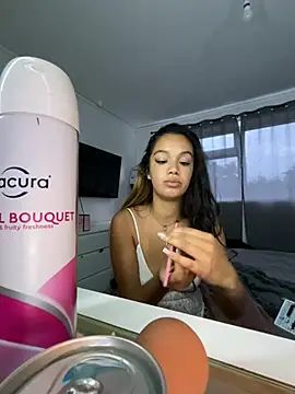Snapshot of Jasminebrownx chatting on 06-06-26, 08:24 Jasminebrownx online show from 06-06-26, 08:24
