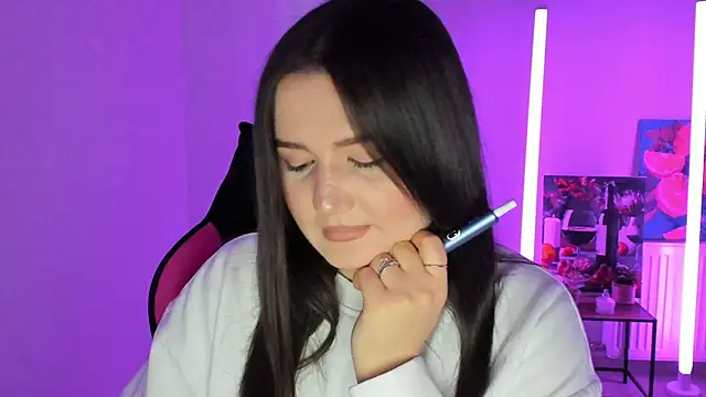 SourCherry   online show from 04-13-26, 12:10