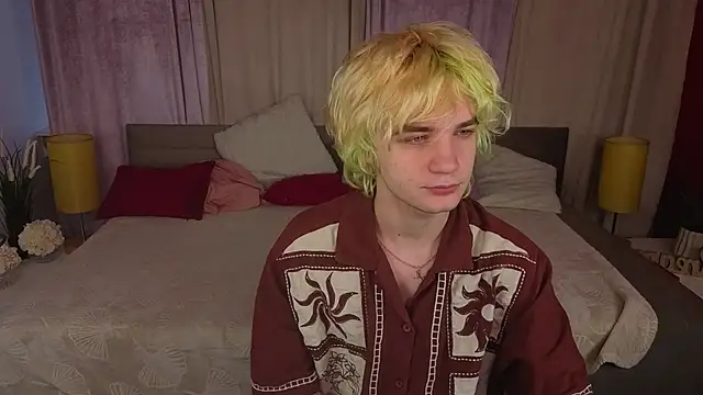 JameMilann online show from 04-06-26, 06:14