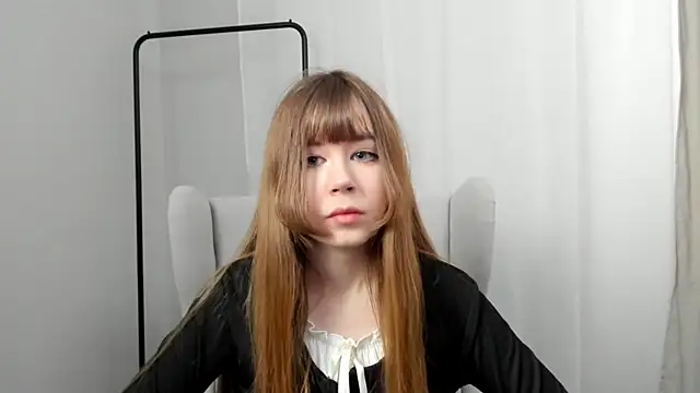 Snapshot of SadeHowen chatting on 04-23-26, 01:35 SadeHowen online show from 04-23-26, 01:35