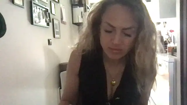 BlondSeduction online show from 04-08-26, 08:47