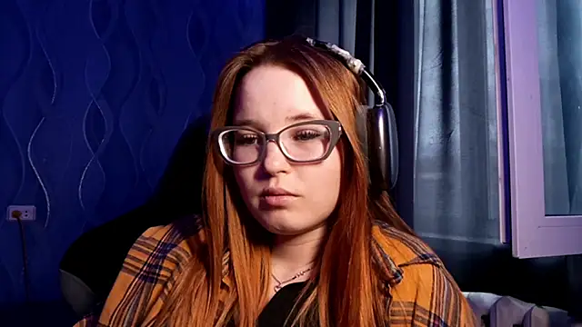 Snapshot of Sheriscute chatting on 04-09-26, 01:16 Sheriscute online show from 04-09-26, 01:16