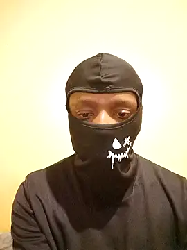 Snapshot of MaskedWithCum chatting on 07-05-26, 03:52 MaskedWithCum online show from 07-05-26, 03:52