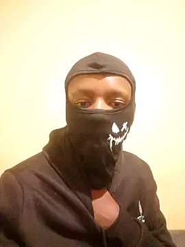 Snapshot of MaskedWithCum chatting on 07-06-26, 09:28 MaskedWithCum online show from 07-06-26, 09:28