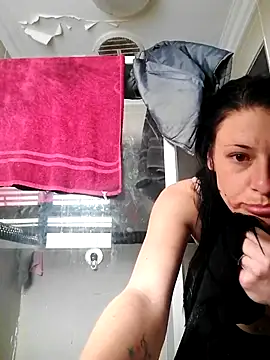 Snapshot of Hildaqii chatting on 07-14-26, 09:47 Hildaqii online show from 07-14-26, 09:47