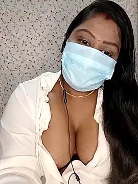 Romantic Woman online show from 04-30-26, 05:52