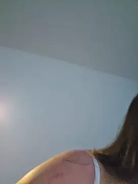 Snapshot of Blondibaby chatting on 06-05-26, 10:37 Blondibaby online show from 06-05-26, 10:37