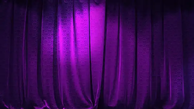 Snapshot of PolyCircus chatting on 04-17-26, 04:04 PolyCircus online show from 04-17-26, 04:04