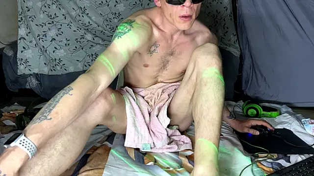 Snapshot of Lulituns chatting on 04-04-26, 05:38 Lulituns online show from 04-04-26, 05:38