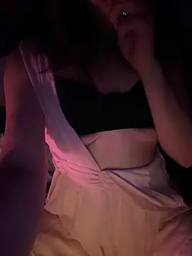 Snapshot of Abi_Jtg chatting on 04-05-26, 03:04 Abi Jtg online show from 04-05-26, 03:04