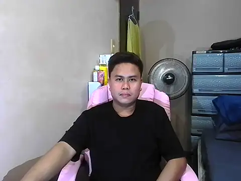 Snapshot of tipsy_butter chatting on 07-11-26, 06:54 tipsy butter online show from 07-11-26, 06:54