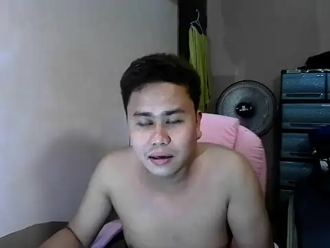 Snapshot of tipsy_butter chatting on 07-15-26, 01:05 tipsy butter online show from 07-15-26, 01:05