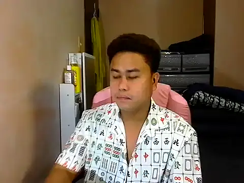 Snapshot of tipsy_butter chatting on 07-18-26, 02:16 tipsy butter online show from 07-18-26, 02:16