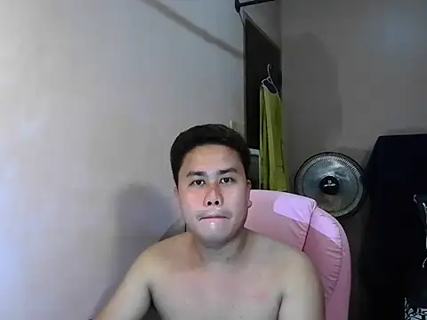 Snapshot of tipsy_butter chatting on 07-21-26, 07:43 tipsy butter online show from 07-21-26, 07:43